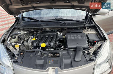 Хетчбек Renault Megane 2009 в 