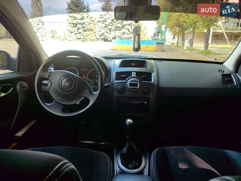 Седан Renault Megane 2005 в Лозовой