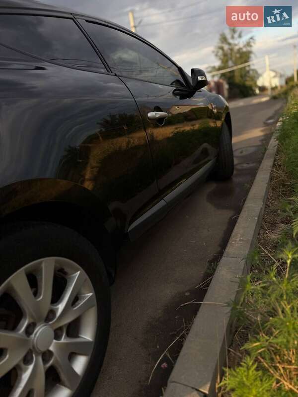 Хетчбек Renault Megane 2012 в Одесі фото 27 Хетчбек Renault Megane 2012 в Одесі