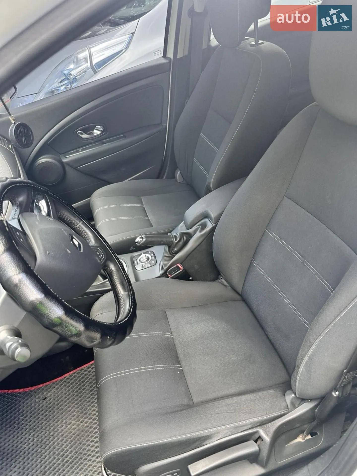 2014 Renault Megane - мініатюра 8