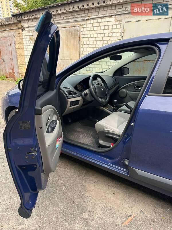 Универсал Renault Megane 2010 в Киеве