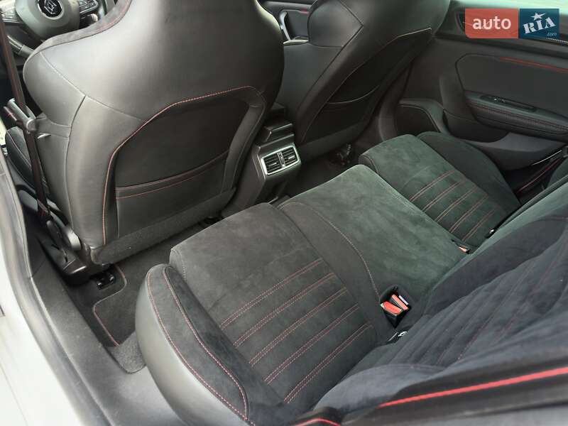 Хэтчбек Renault Megane 2019 в Мукачево