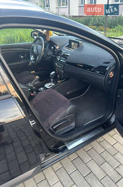Универсал Renault Megane 2011 в 