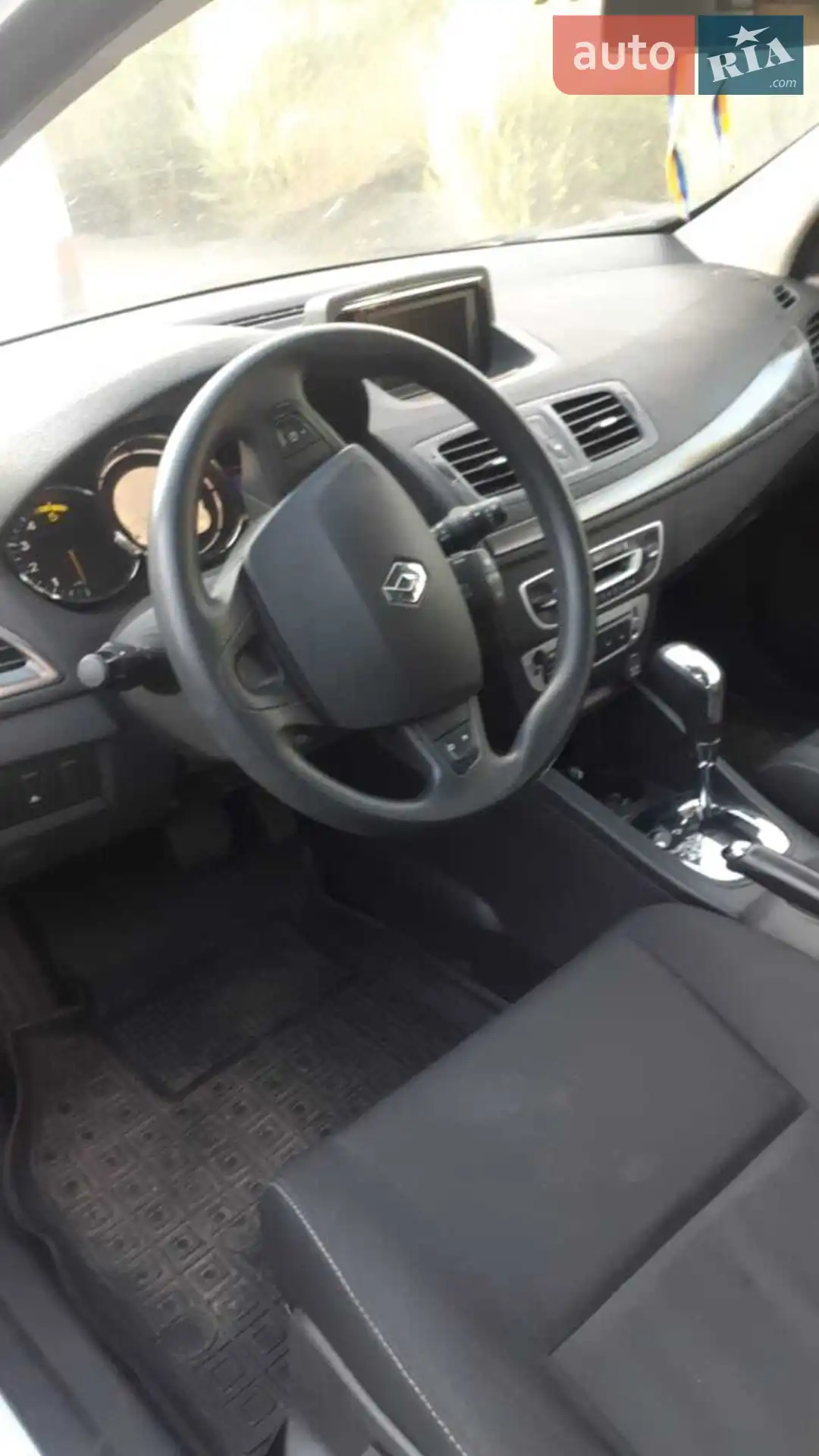 2013 Renault Megane - мініатюра 9