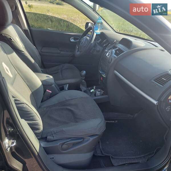 Универсал Renault Megane 2009 в Хороле
