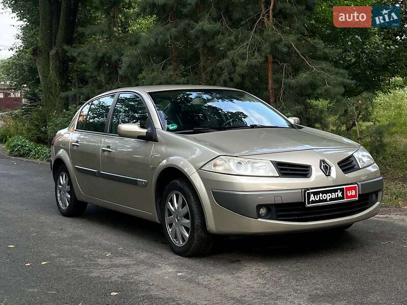 Седан Renault Megane 2006 в Киеве фото 3 Седан Renault Megane 2006 в Киеве