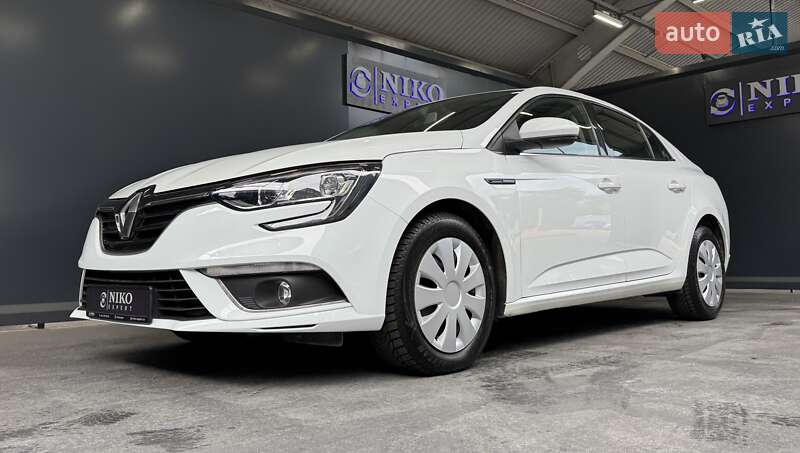 Седан Renault Megane 2018 в Киеве