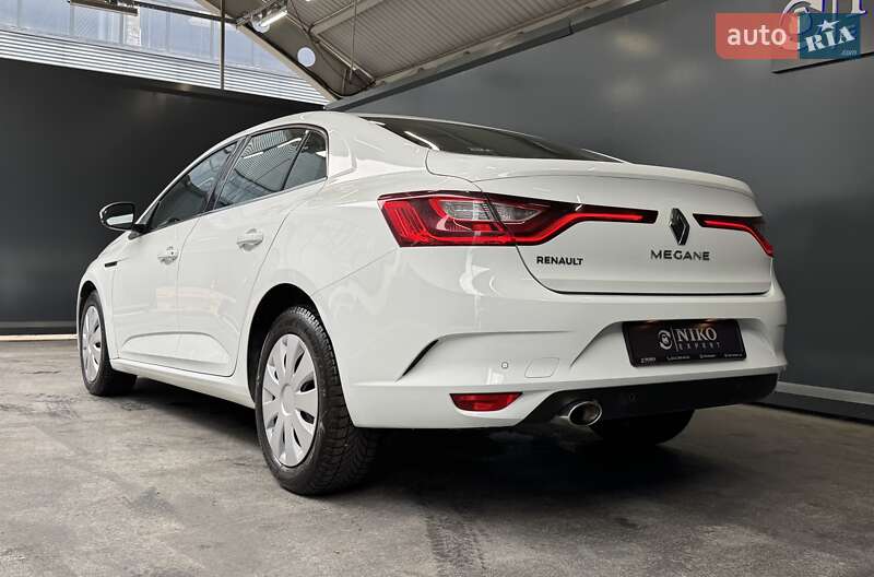 Седан Renault Megane 2018 в Киеве