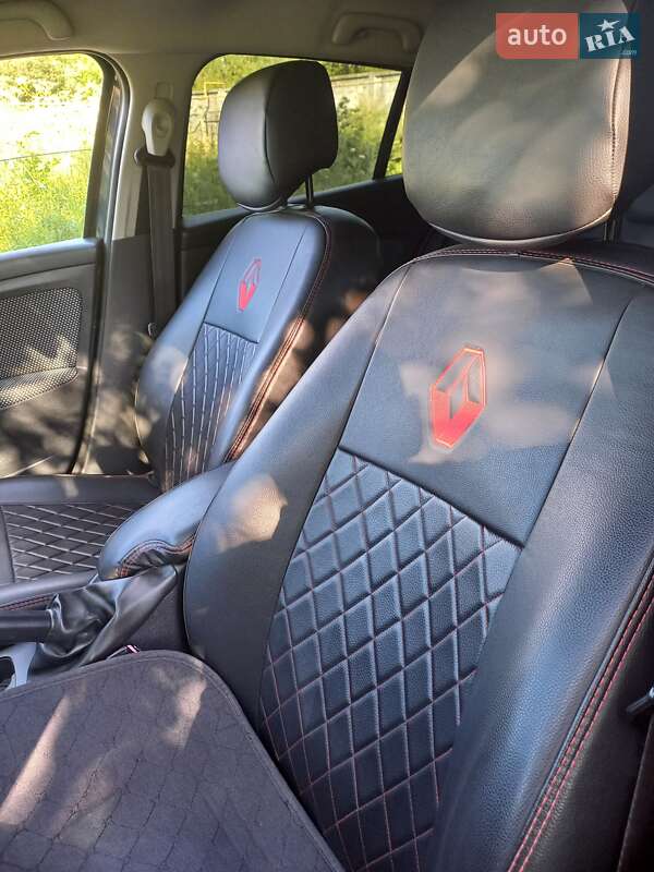 Хетчбек Renault Megane 2012 в Коростені фото 8 Хетчбек Renault Megane 2012 в Коростені