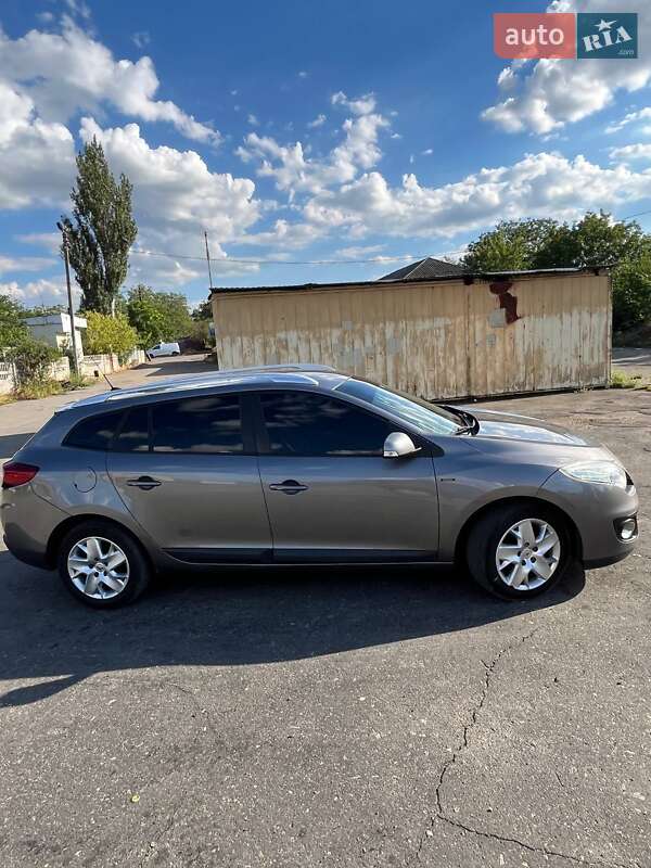 Универсал Renault Megane 2012 в Первомайске фото 4 Универсал Renault Megane 2012 в Первомайске