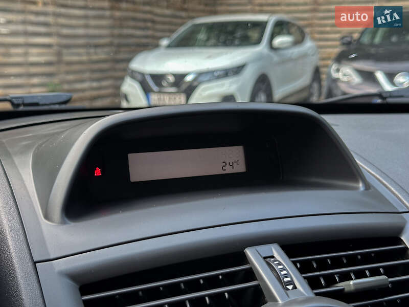 Универсал Renault Megane 2007 в Бродах фото 71 Универсал Renault Megane 2007 в Бродах