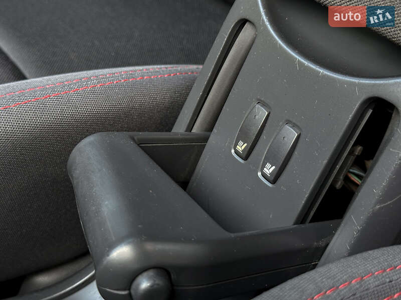 Универсал Renault Megane 2007 в Бродах фото 78 Универсал Renault Megane 2007 в Бродах