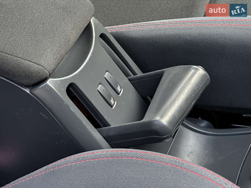 Универсал Renault Megane 2007 в Бродах фото 110 Универсал Renault Megane 2007 в Бродах