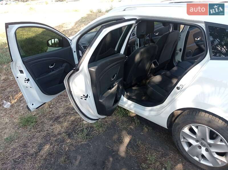 Универсал Renault Megane 2013 в Кривом Роге фото 11 Универсал Renault Megane 2013 в Кривом Роге