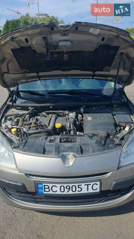 Универсал Renault Megane 2011 в Львове фото 10 Универсал Renault Megane 2011 в Львове