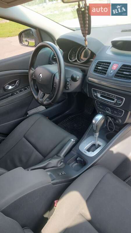 Универсал Renault Megane 2011 в Львове фото 16 Универсал Renault Megane 2011 в Львове