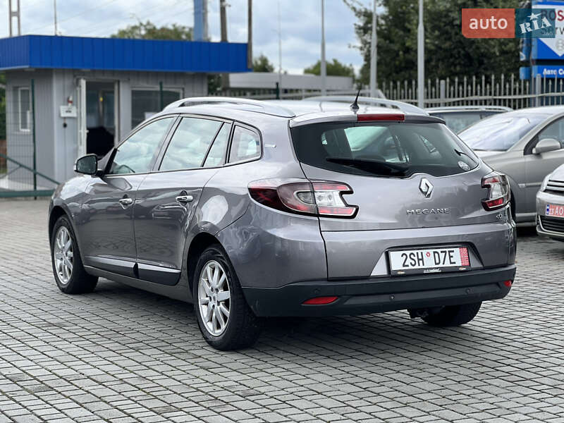 Универсал Renault Megane 2010 в Староконстантинове
