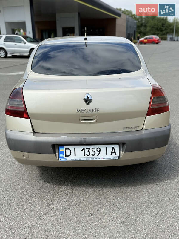 Седан Renault Megane 2006 в Днепре