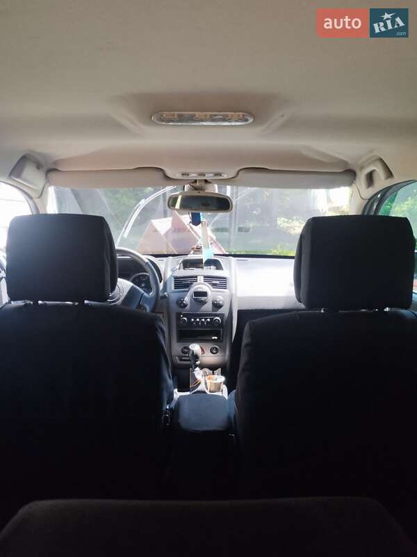 Хетчбек Renault Megane 2003 в Вишнівці фото 11 Хетчбек Renault Megane 2003 в Вишнівці