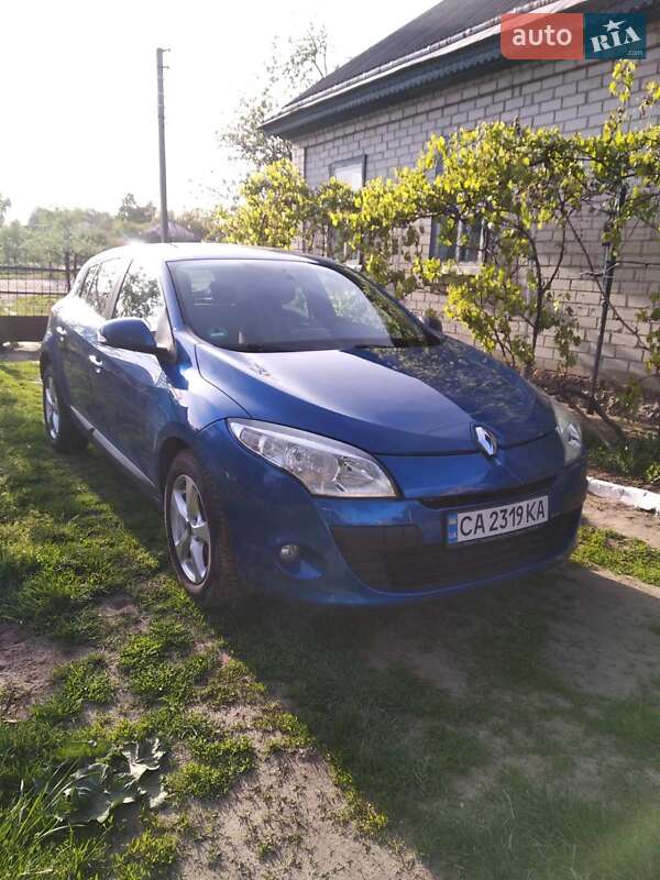 Хэтчбек Renault Megane 2011 в Черкассах фото 3 Хэтчбек Renault Megane 2011 в Черкассах