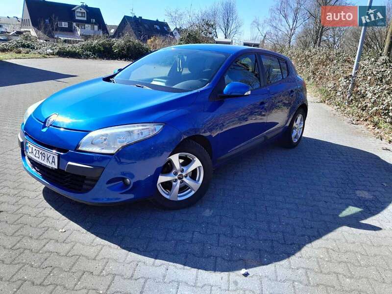 Хэтчбек Renault Megane 2011 в Черкассах фото 8 Хэтчбек Renault Megane 2011 в Черкассах