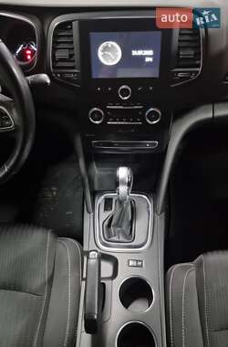 Седан Renault Megane 2020 в 
