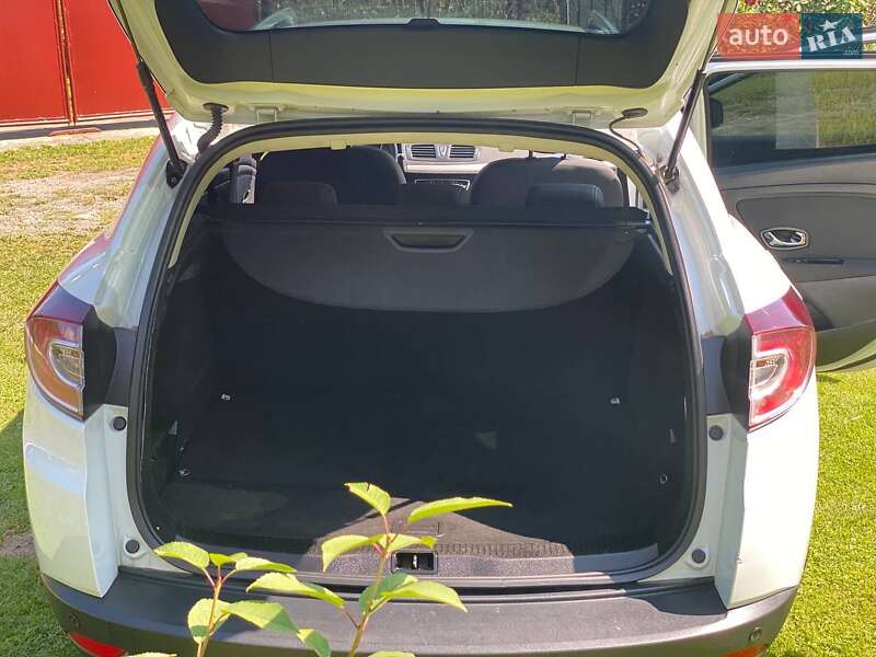 Універсал Renault Megane 2011 в Радивиліві фото 2 Універсал Renault Megane 2011 в Радивиліві