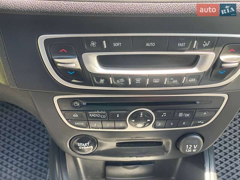 Універсал Renault Megane 2011 в Радивиліві фото 14 Універсал Renault Megane 2011 в Радивиліві