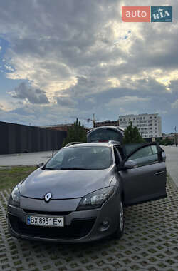 Универсал Renault Megane 2011 в 