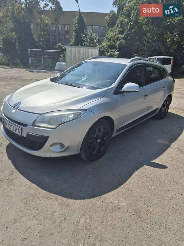 Универсал Renault Megane 2010 в Каменец-Подольском фото 8 Универсал Renault Megane 2010 в Каменец-Подольском