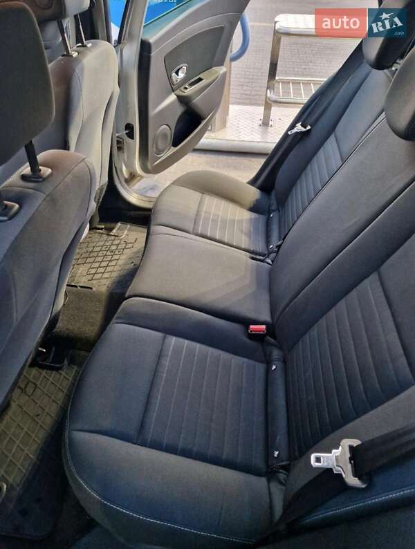 Універсал Renault Megane 2015 в Києві