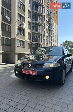 Хэтчбек Renault Megane 2007 в 