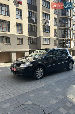 Хэтчбек Renault Megane 2007 в 