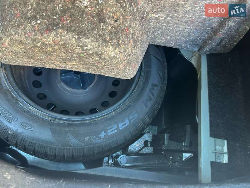 Хэтчбек Renault Megane 2007 в Ивано-Франковске фото 28 Хэтчбек Renault Megane 2007 в Ивано-Франковске