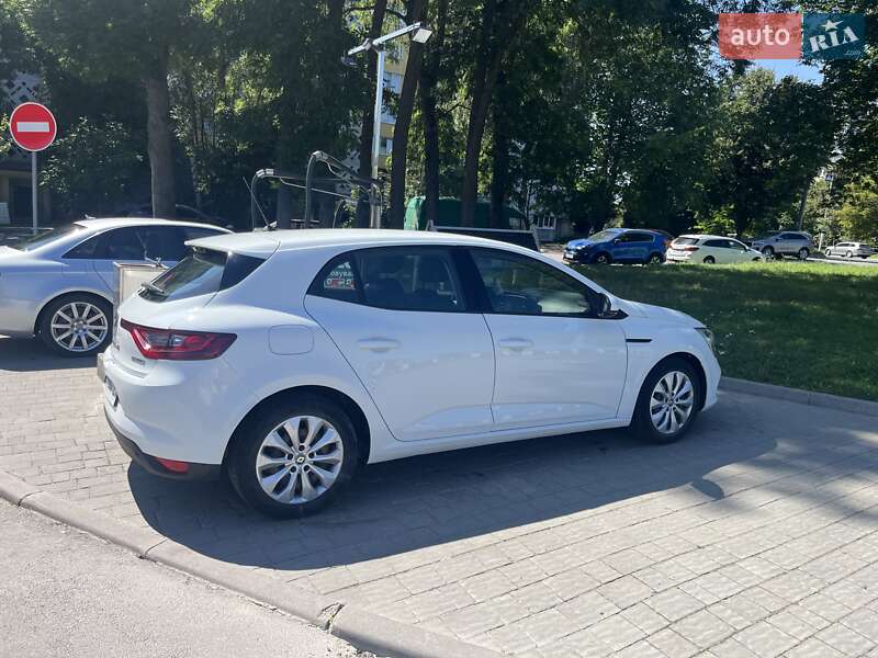 Хэтчбек Renault Megane 2017 в Тернополе