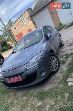 Хэтчбек Renault Megane 2009 в Ромнах