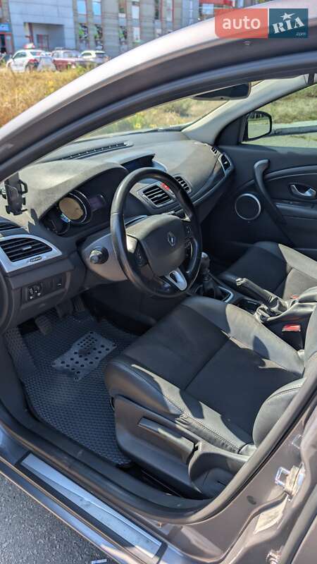 Хетчбек Renault Megane 2009 в Дніпрі