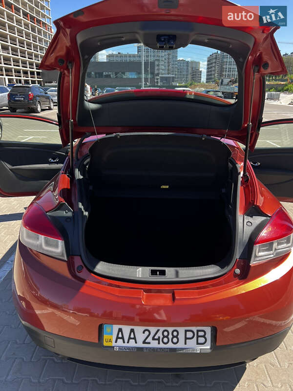 Купе Renault Megane 2011 в Києві