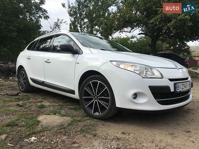 Универсал Renault Megane 2011 в Карловке