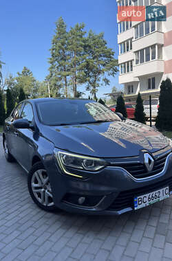 Седан Renault Megane 2017 в Новояворівську