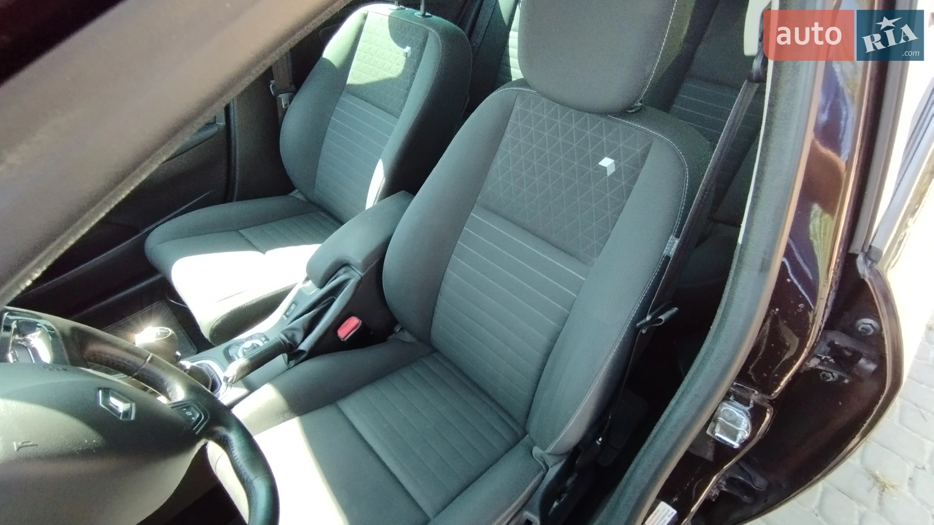 2015 Renault Megane - мініатюра 9