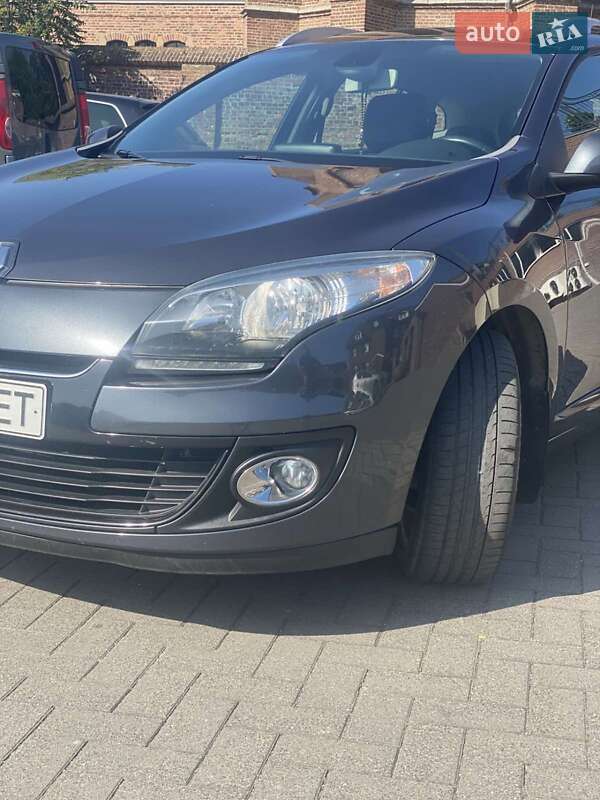 Универсал Renault Megane 2013 в Городке