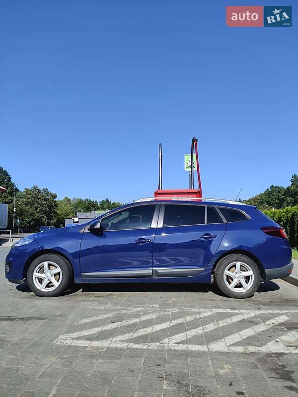 Універсал Renault Megane 2012 в Новояворівську