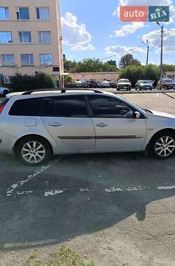 Универсал Renault Megane 2004 в  фото 6 Универсал Renault Megane 2004 в