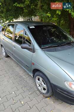 Хэтчбек Renault Megane 1998 в Черновцах
