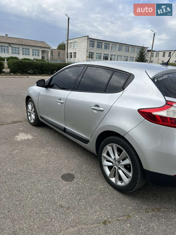 Хэтчбек Renault Megane 2011 в Днепре