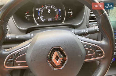 Хэтчбек Renault Megane 2017 в 