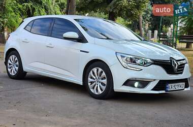 Хэтчбек Renault Megane 2016 в Каменском