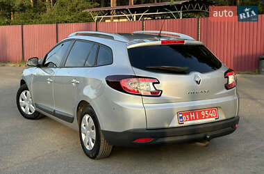 Универсал Renault Megane 2010 в 