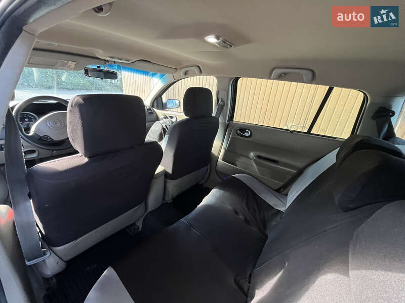 Універсал Renault Megane 2004 в Чернівцях